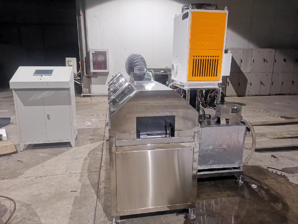 鏈軌通過式噴淋清洗烘干機